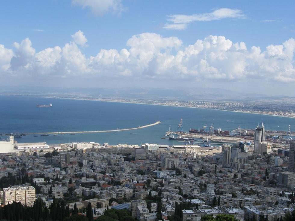 יחידות אירוח נוף המפרץ Haifa Exterior foto